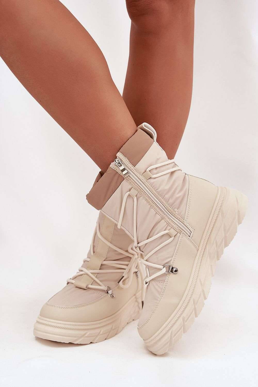 Snow boots model 220527 Step in style
