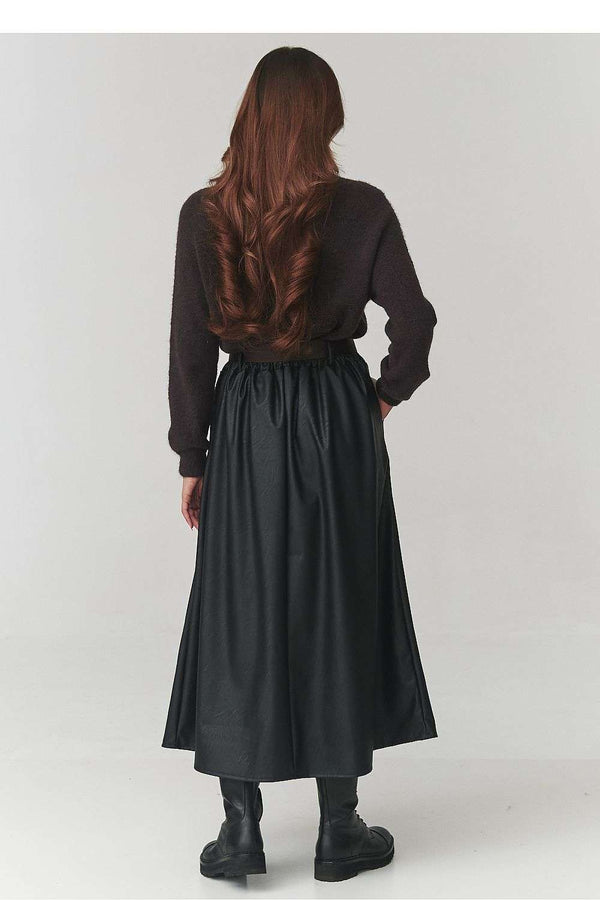 Skirt model 220783 Makadamia