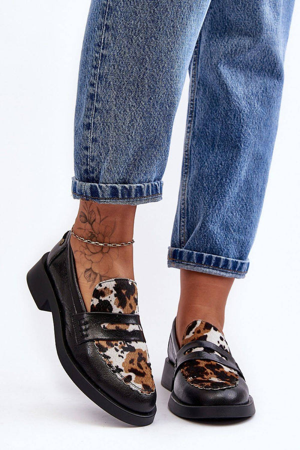 Låga skor med klack