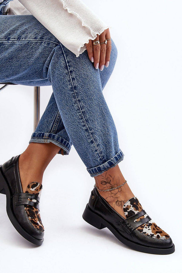 Låga skor med klack