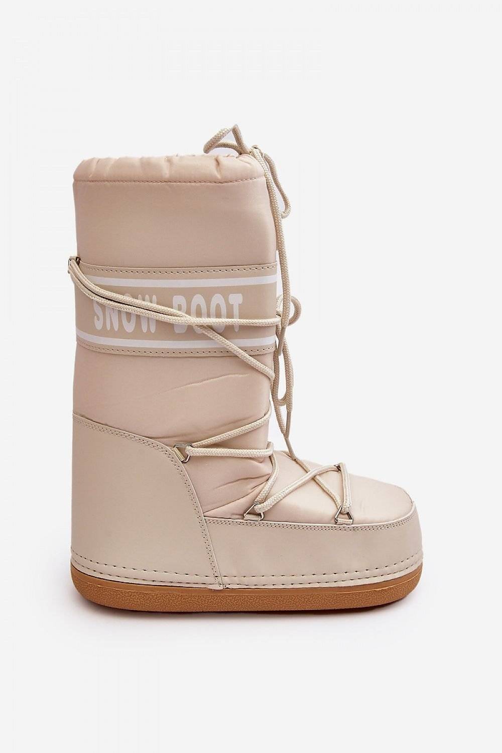 Snow boots