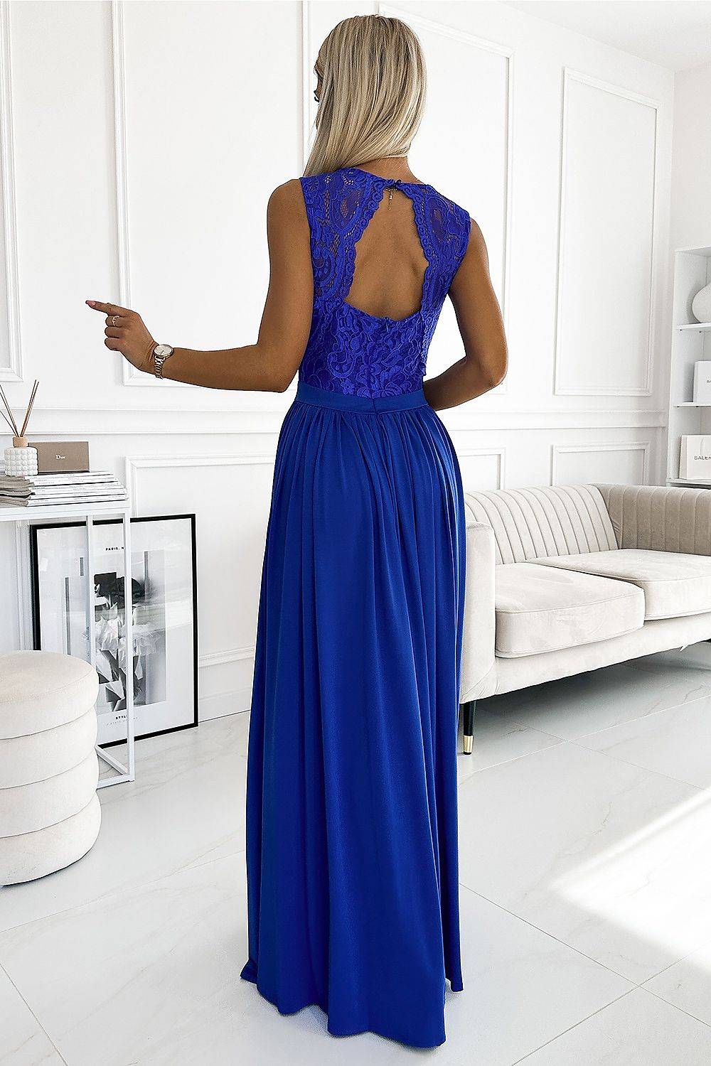Long dress model 189680 Numoco
