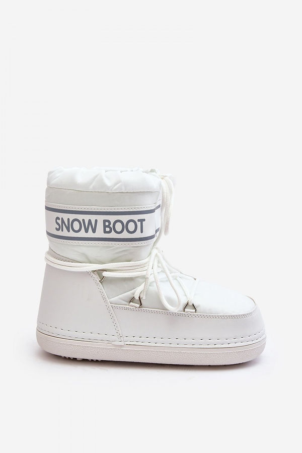 Snow boots