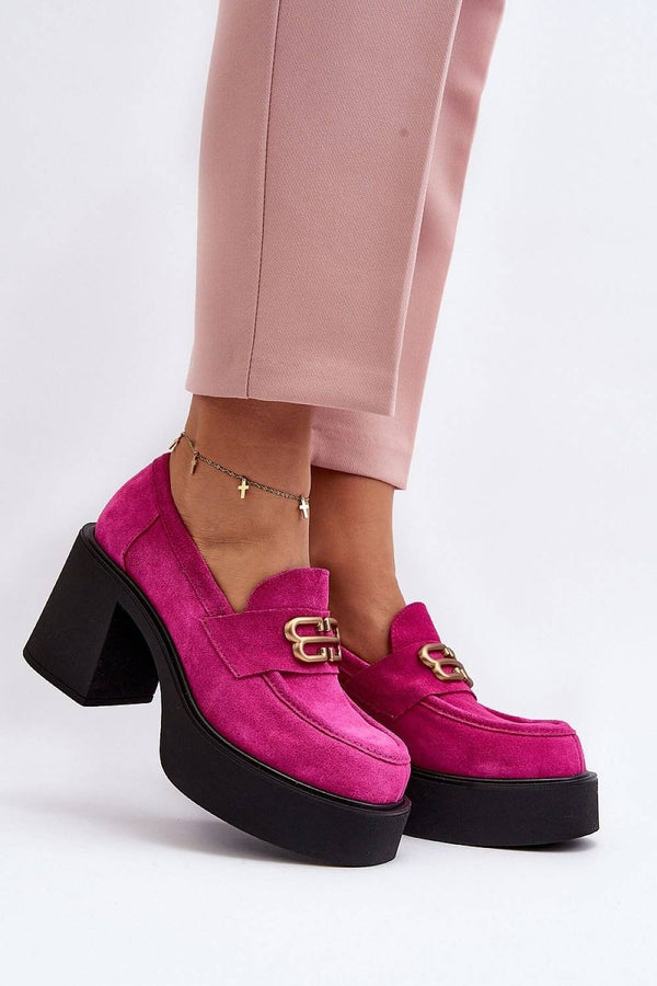 Heeled low shoes