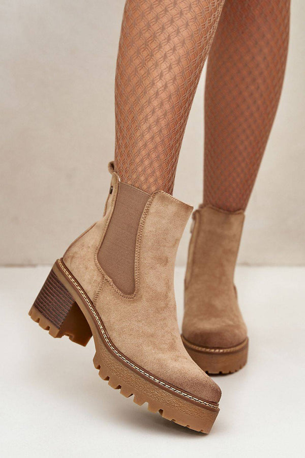 Heel boots