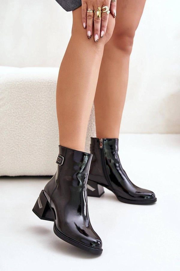 Heel boots