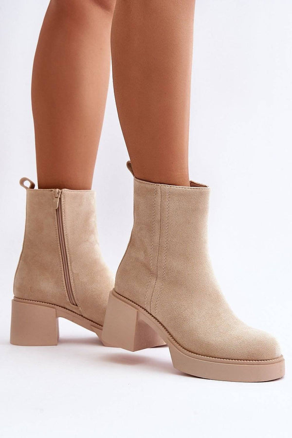 Heel boots