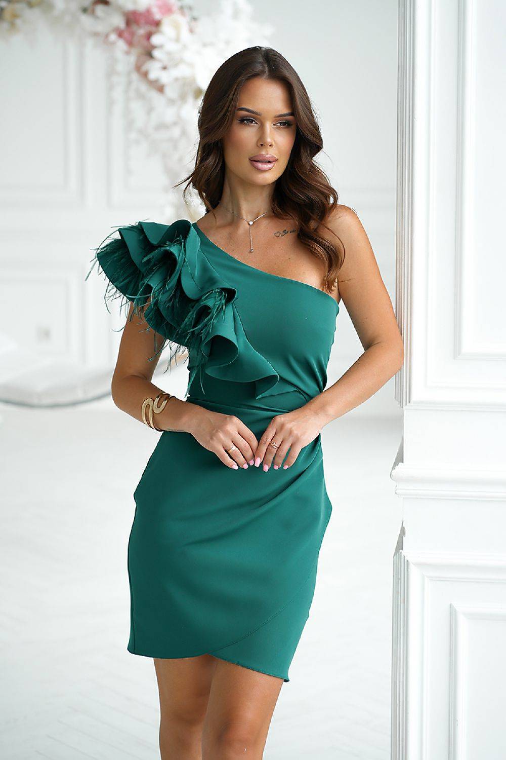 Short dress model 202378 Bicotone