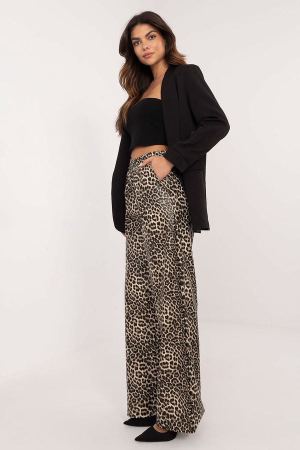 Women trousers