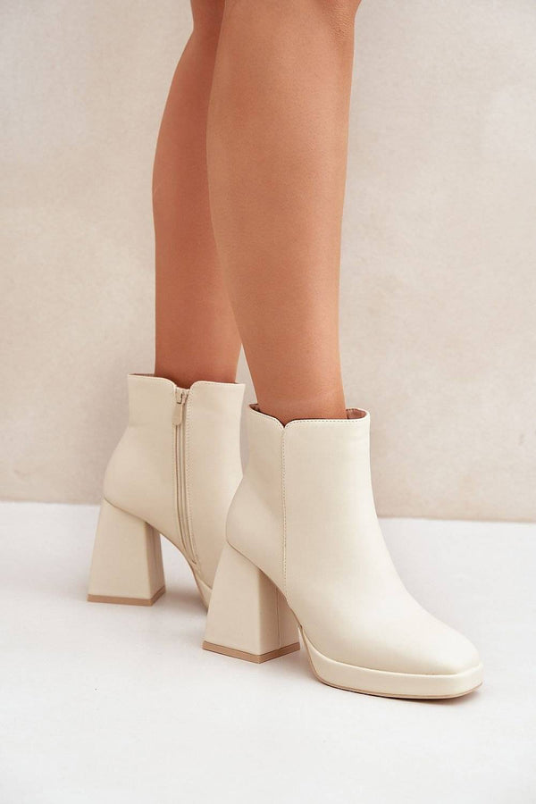 Heel boots