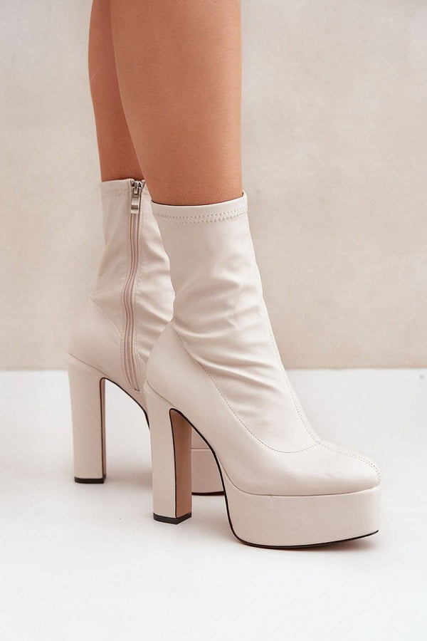 Heel boots