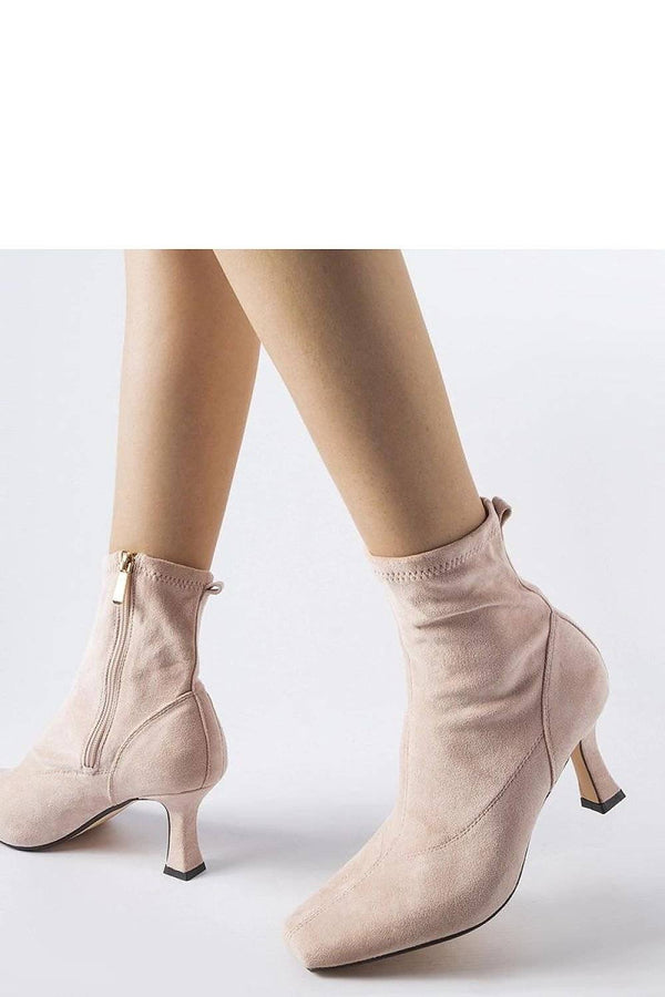 Heel boots