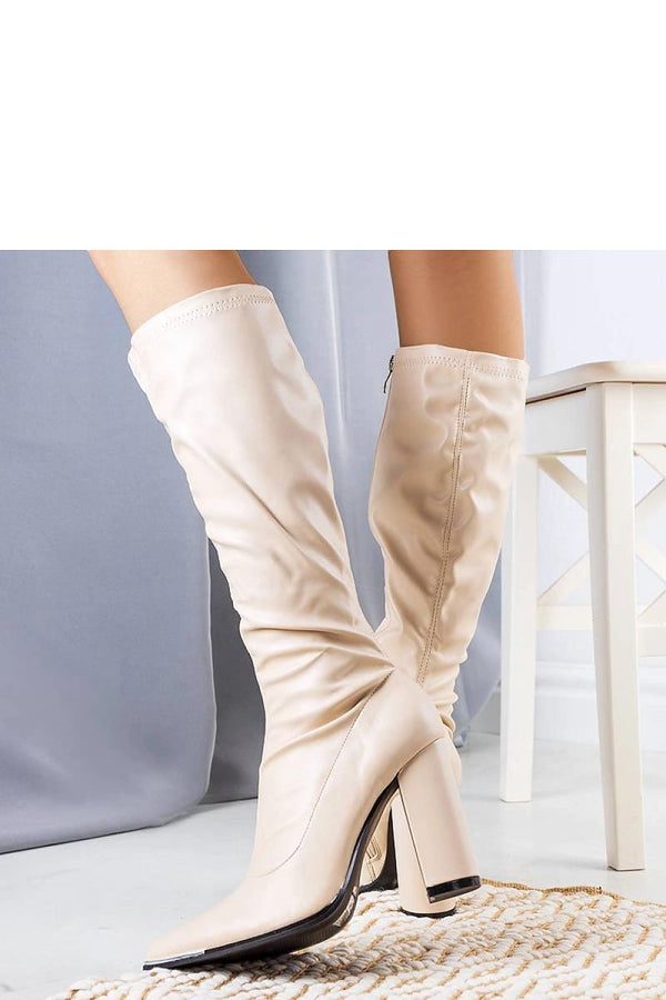Heel boots