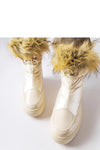Snow boots