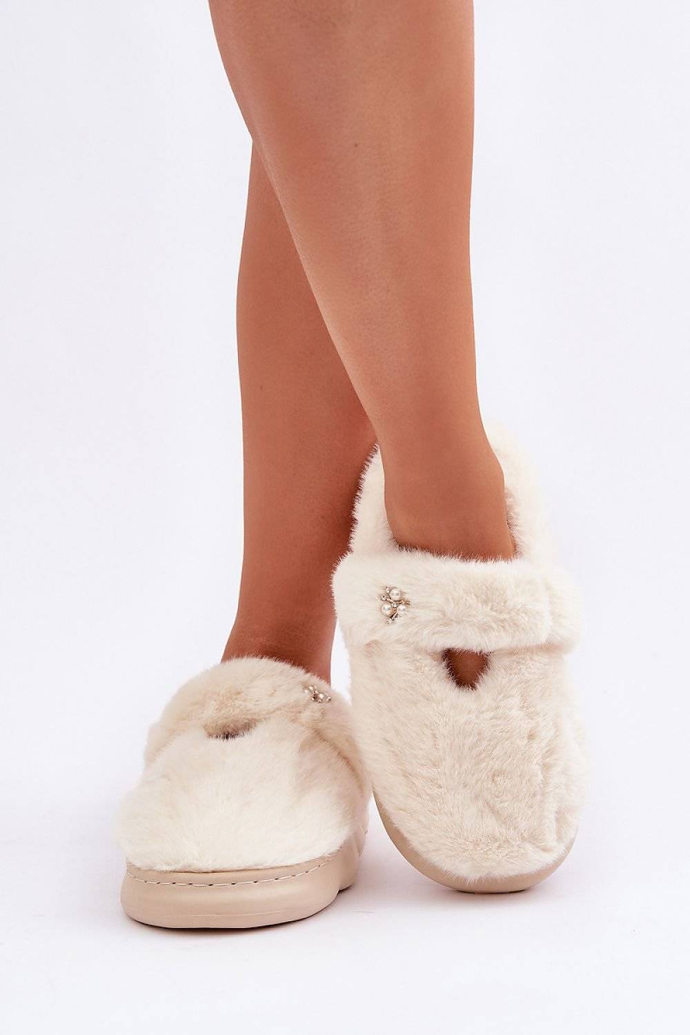 Women's Fur Slippers for Home Relaxation