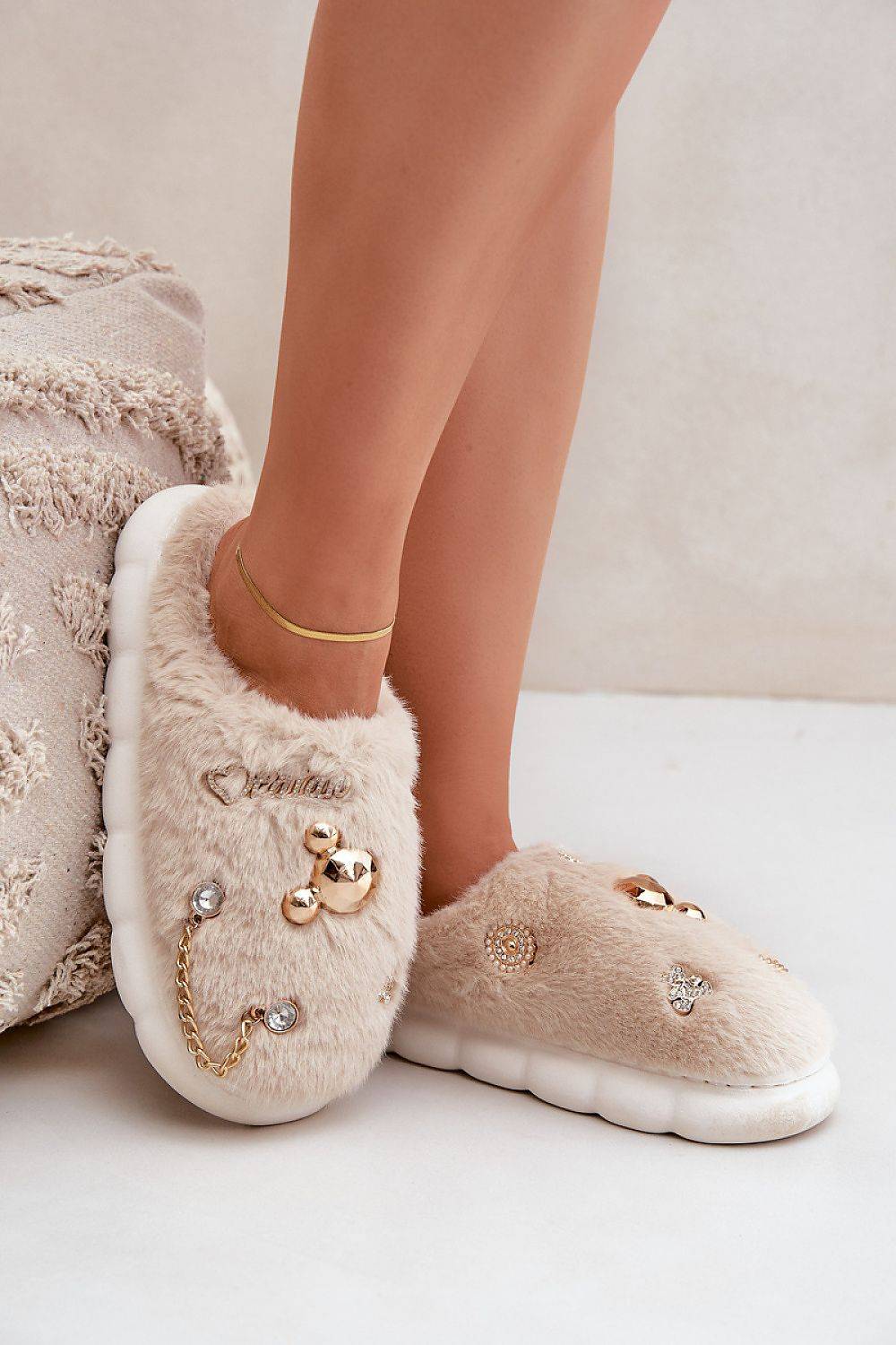 Womens Fur Slippers for Ultimate Comfort