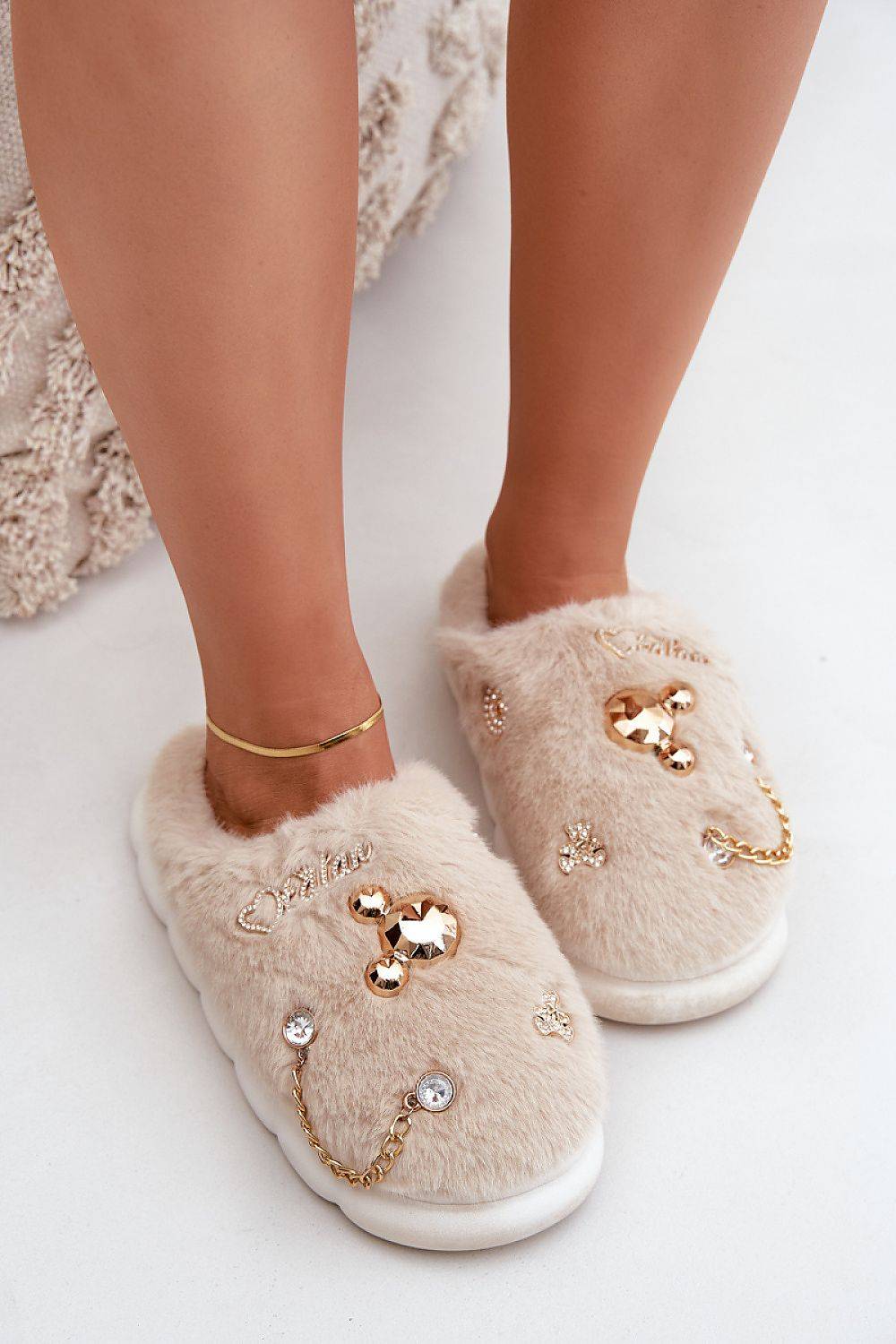 Womens Fur Slippers for Ultimate Comfort