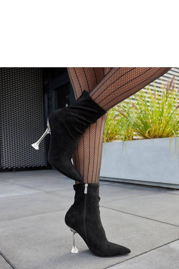 Heel boots