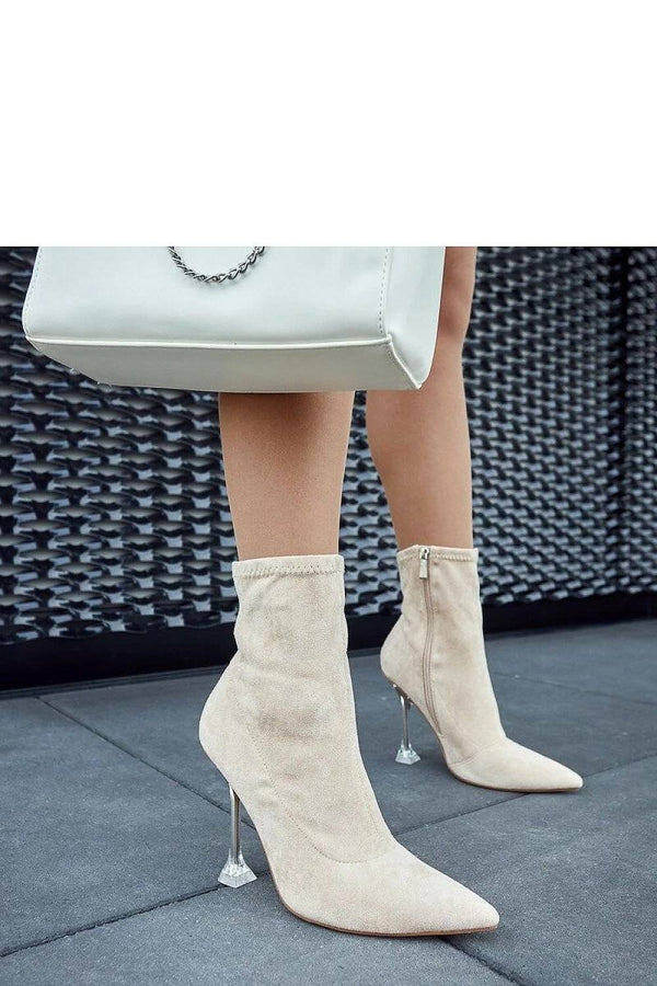 Heel boots