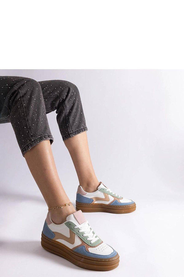 Sneakers model 207182 Solea