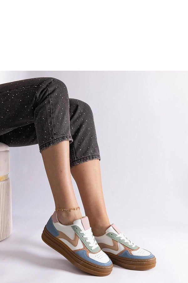 Sneakers model 207182 Solea