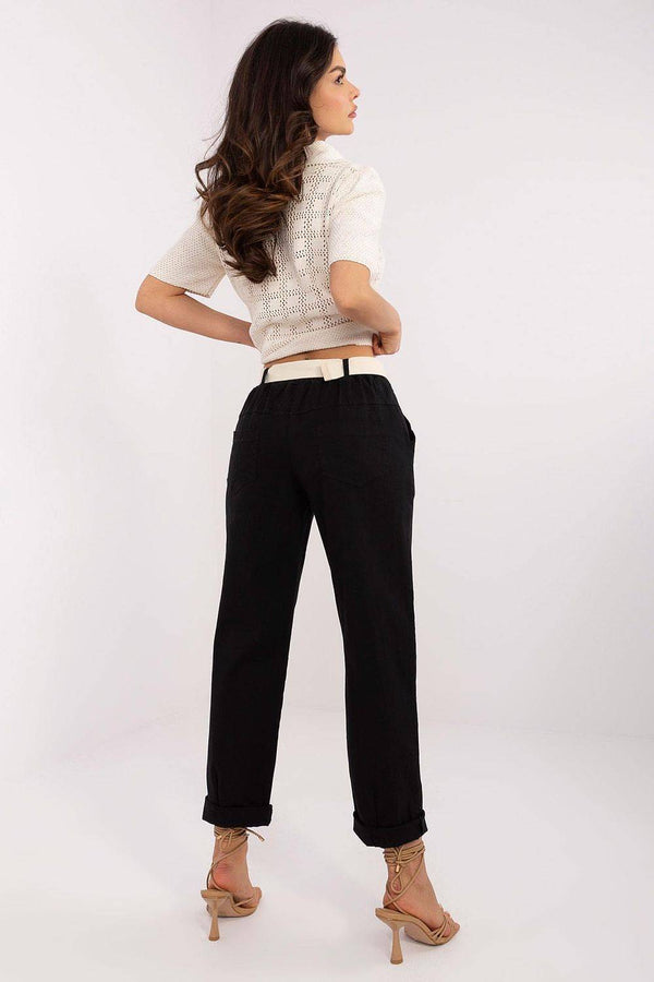 Women trousers model 208689 Italy Moda