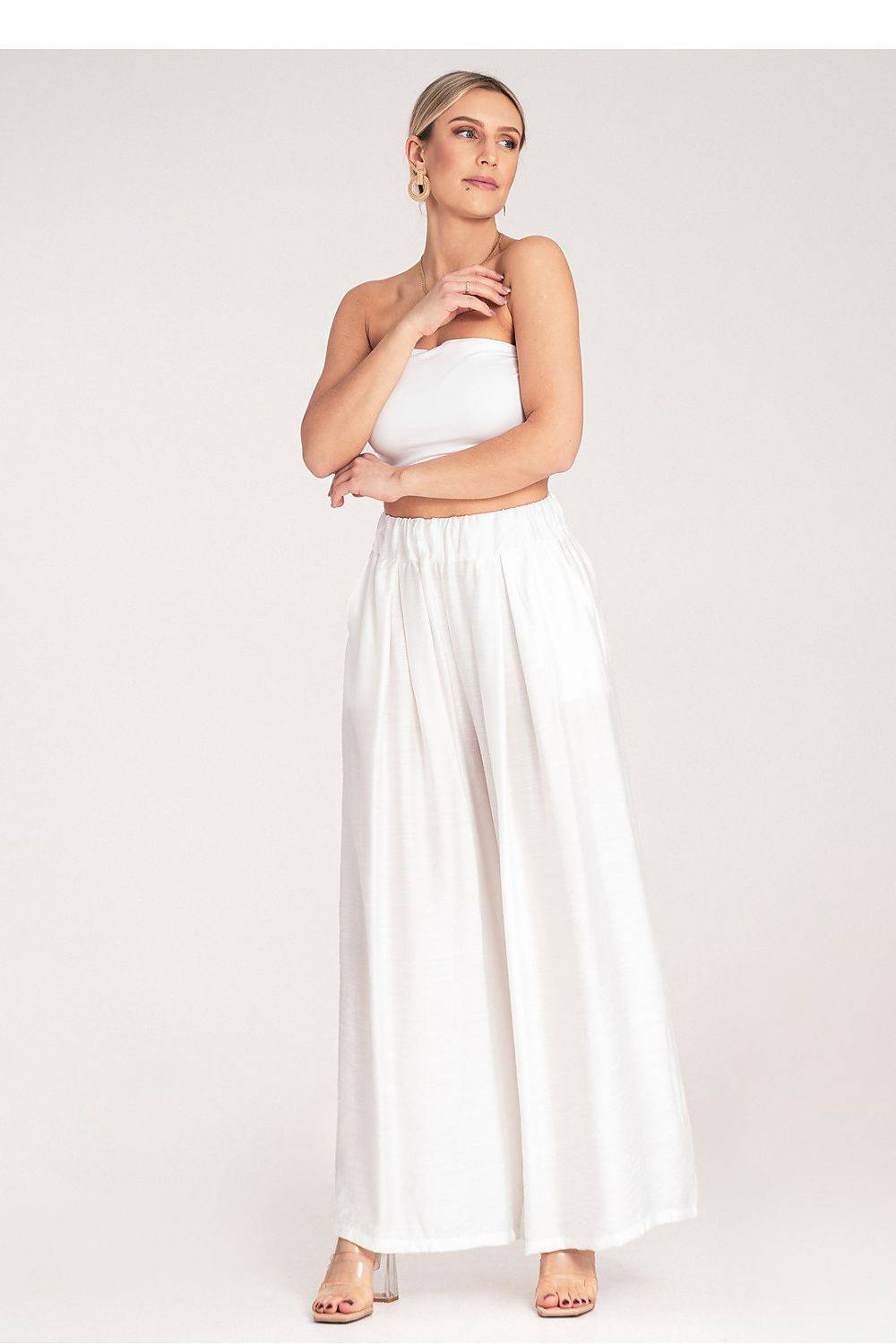 Short skirt model 214843 Figl