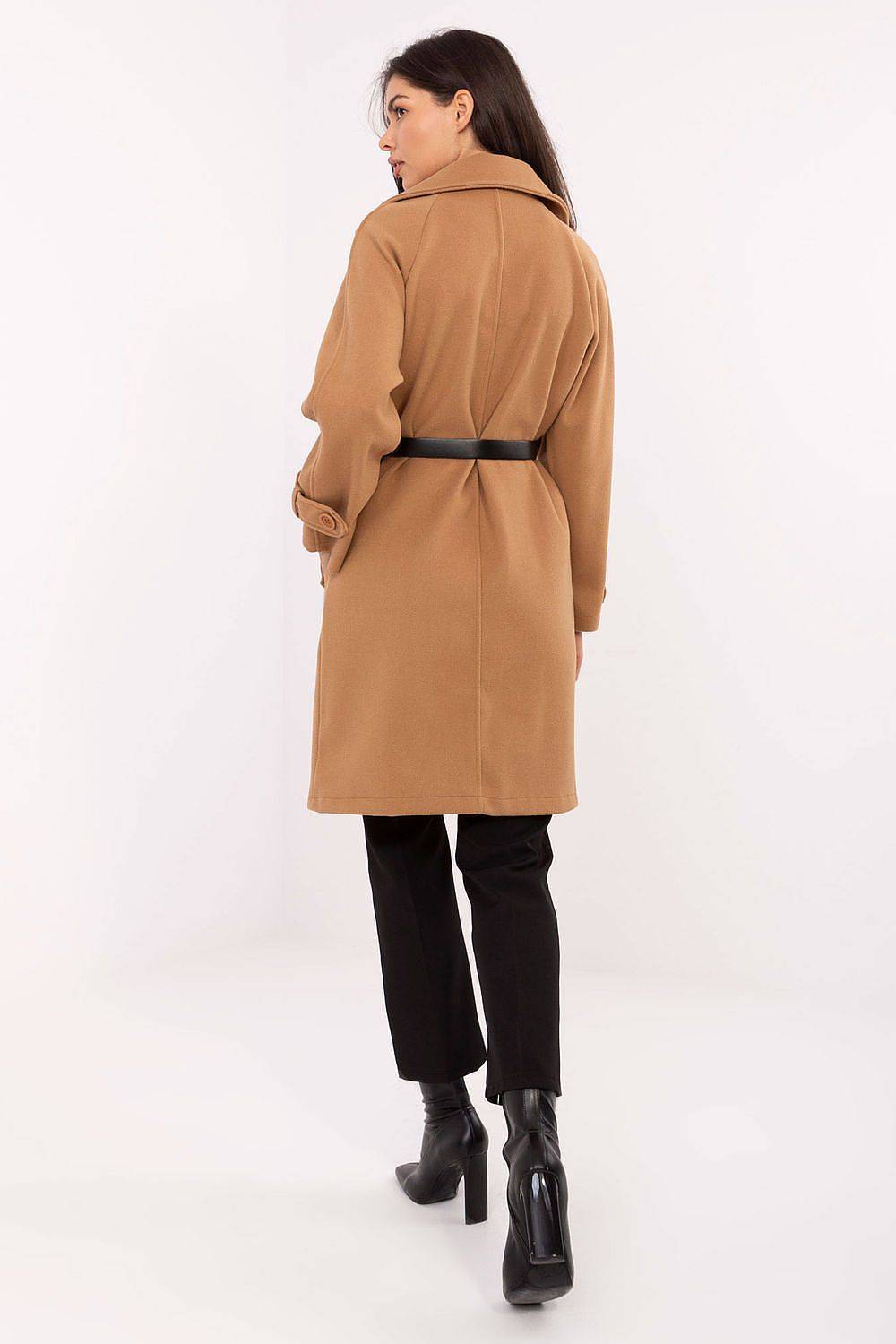 Coat model 217136 Rue Paris