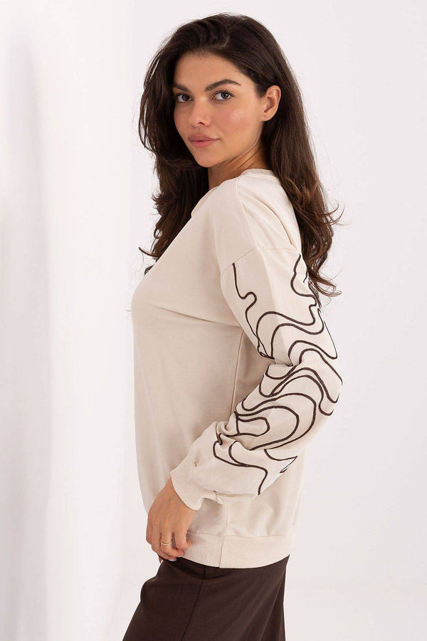 Sweatshirt model 218381 Relevance