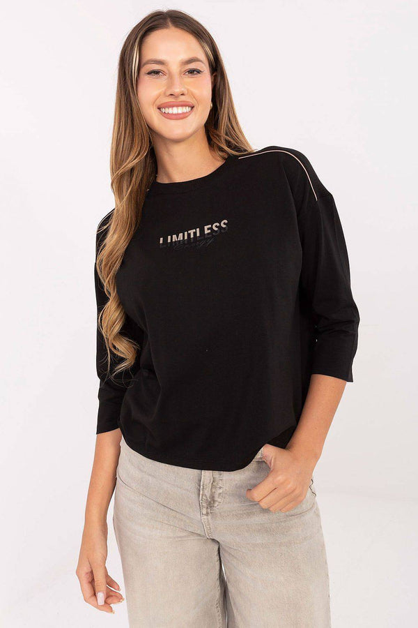 Blouse model 218835 Relevance