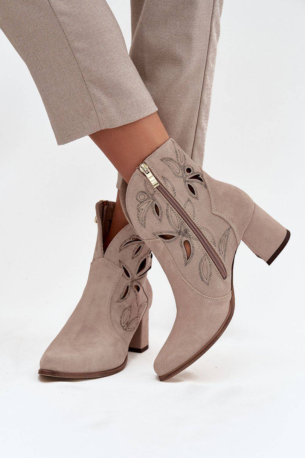 Heel boots model 219133 Step in style