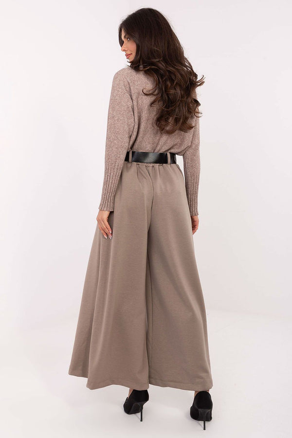 Women trousers model 220012 Italy Moda