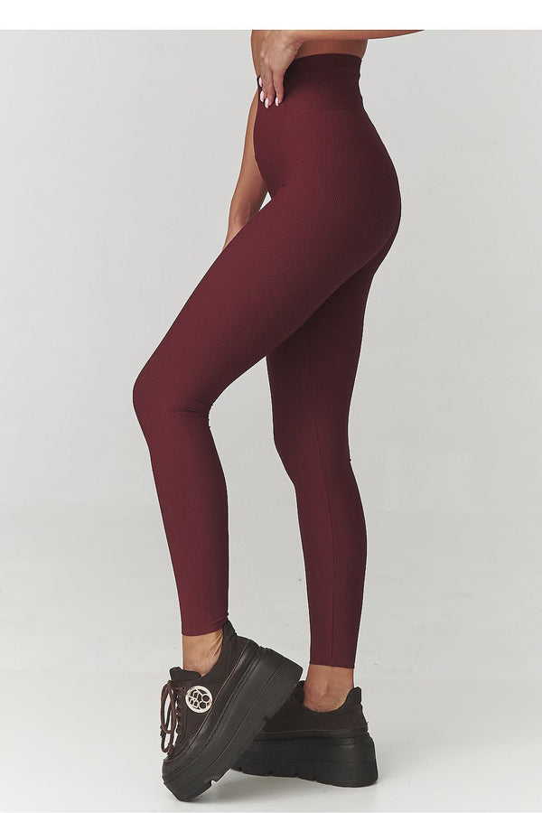 Long leggings model 220769 Makadamia