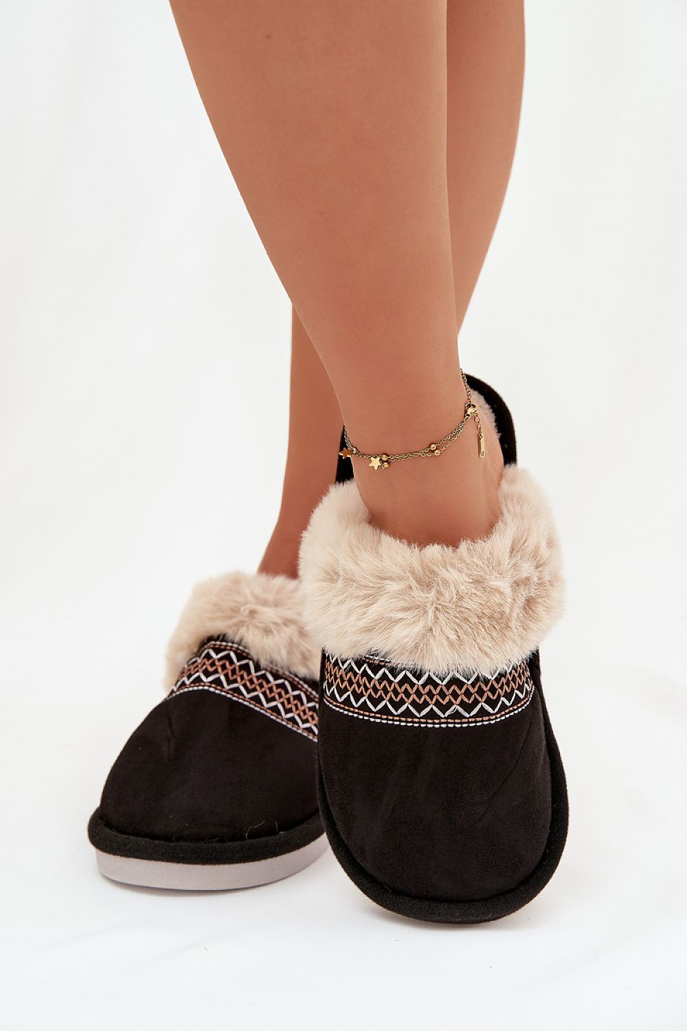 Slippers model 221488 Step in style