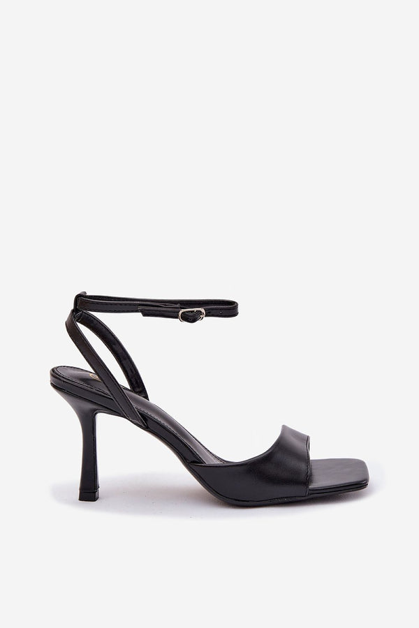 Heel sandals model 222262 Step in style