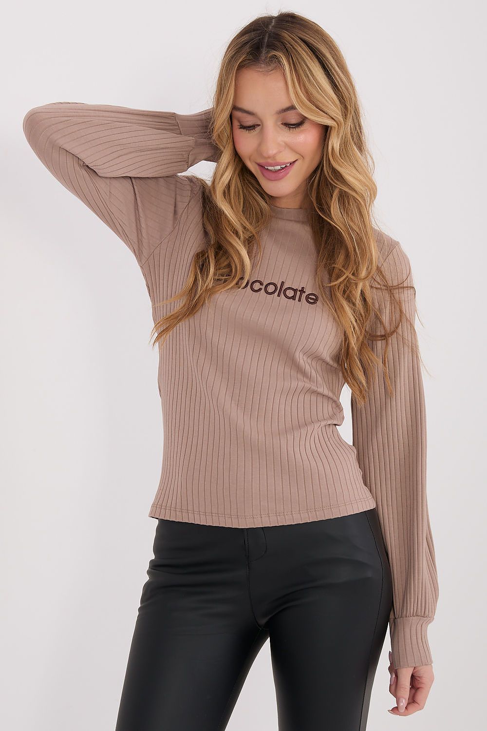 Blouse model 222392 Rue Paris
