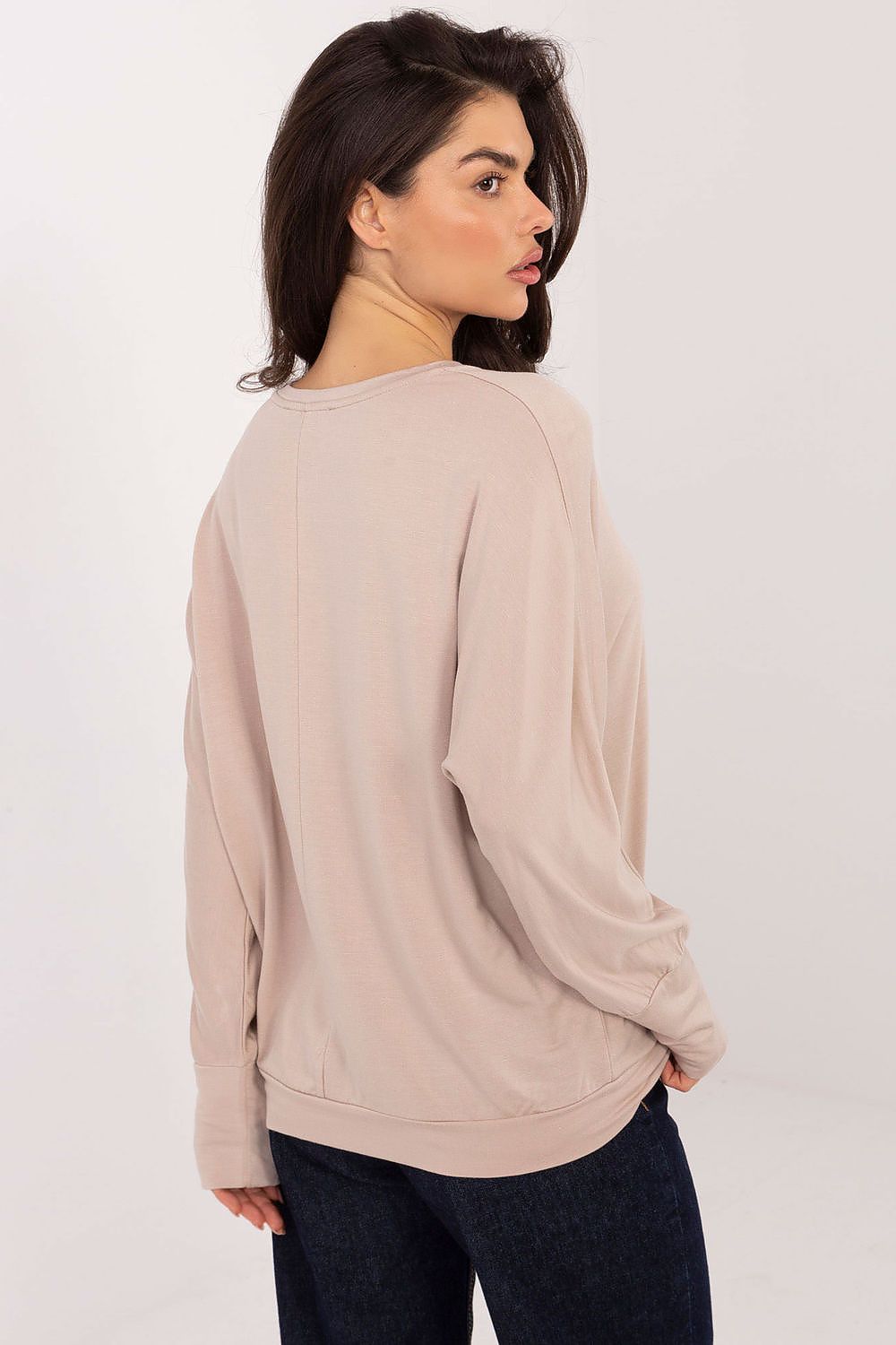 Blouse model 222425 Relevance