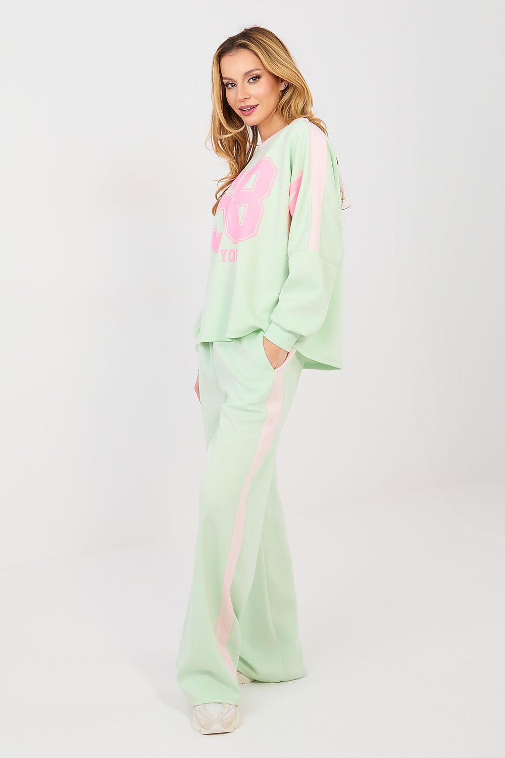 Set model 223956 Rue Paris