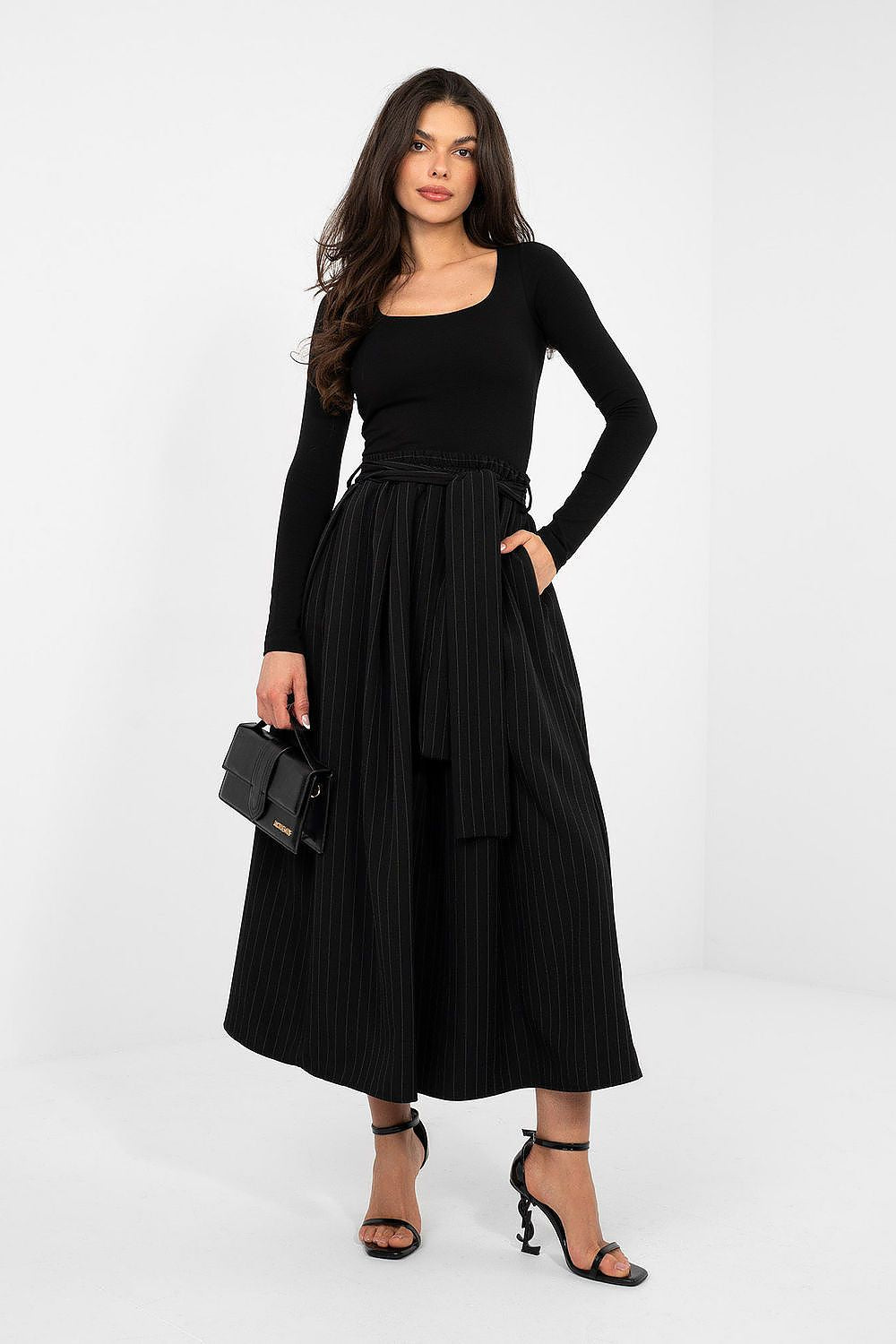 Blouse model 224774 Rue Paris