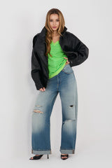 T-shirt model 225461 Relevance