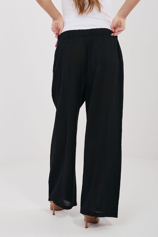 Women trousers model 225495 Italy Moda