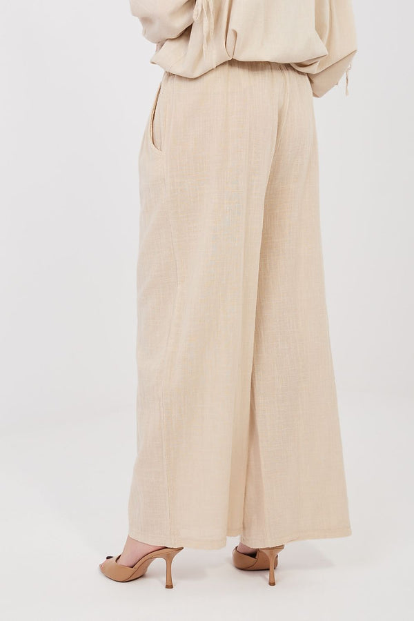 Women trousers model 225494 Italy Moda