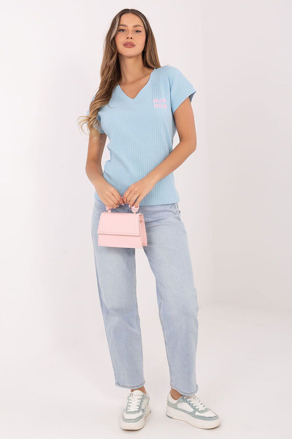 Blouse model 226142 Relevance