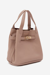 Everyday handbag model 230349 Step in style