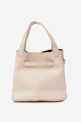 Everyday handbag model 230350 Step in style