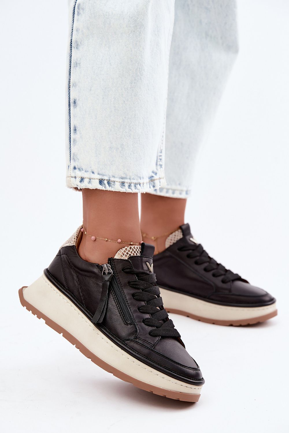 Platform shoes model 231170 Step in style