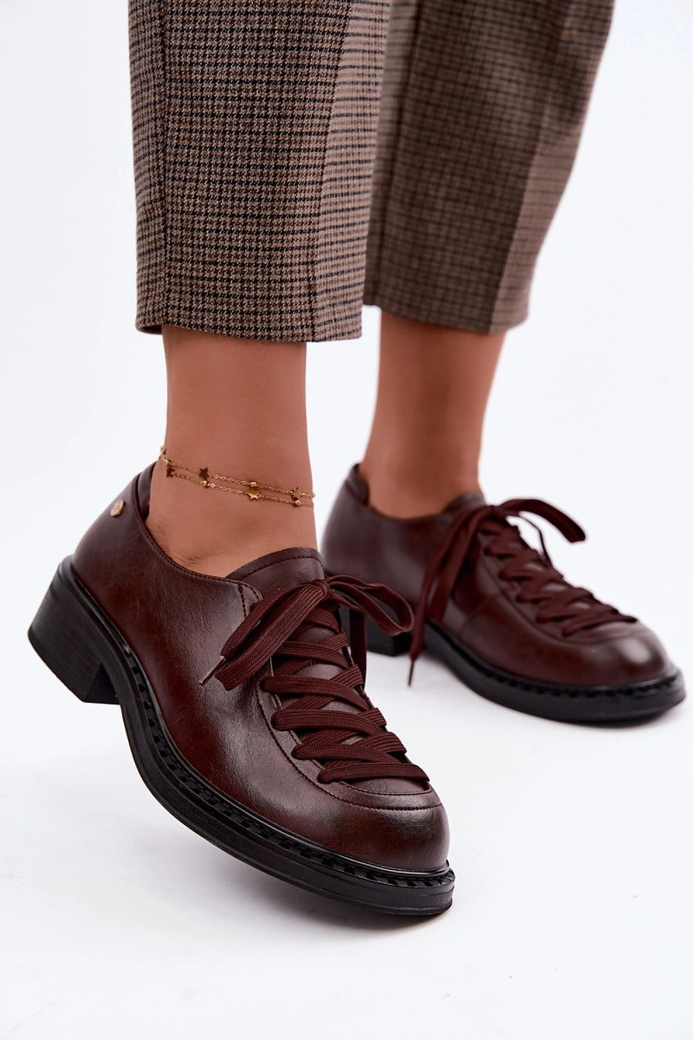 Heeled low shoes model 231173 Step in style