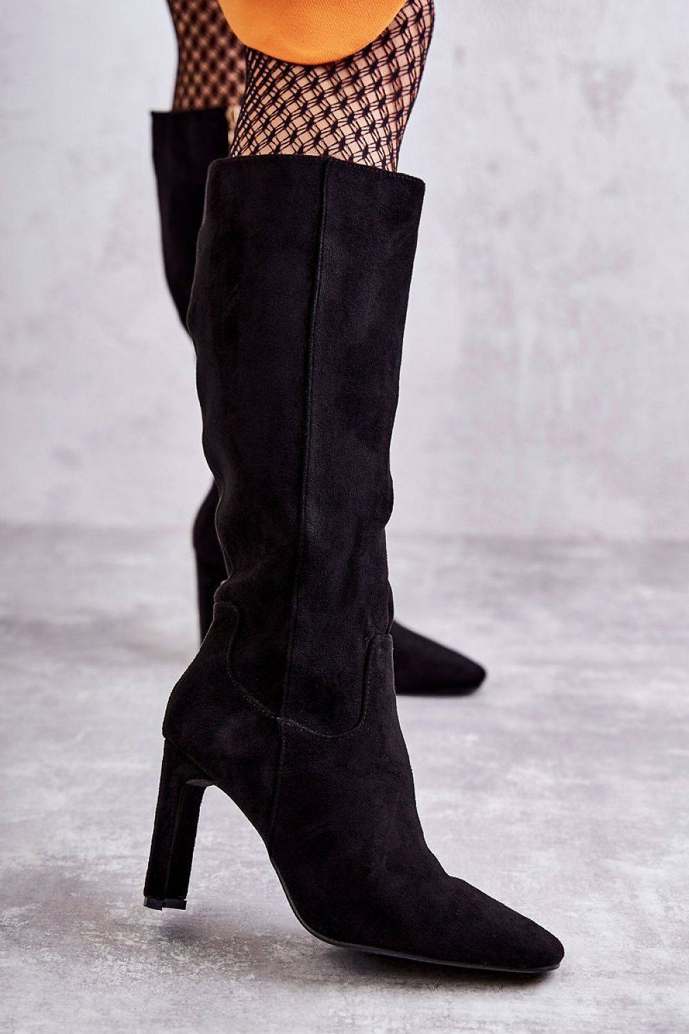 Heel boots