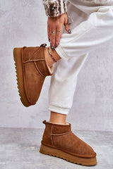 Snow boots