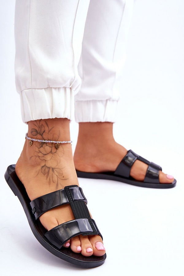 Tongs